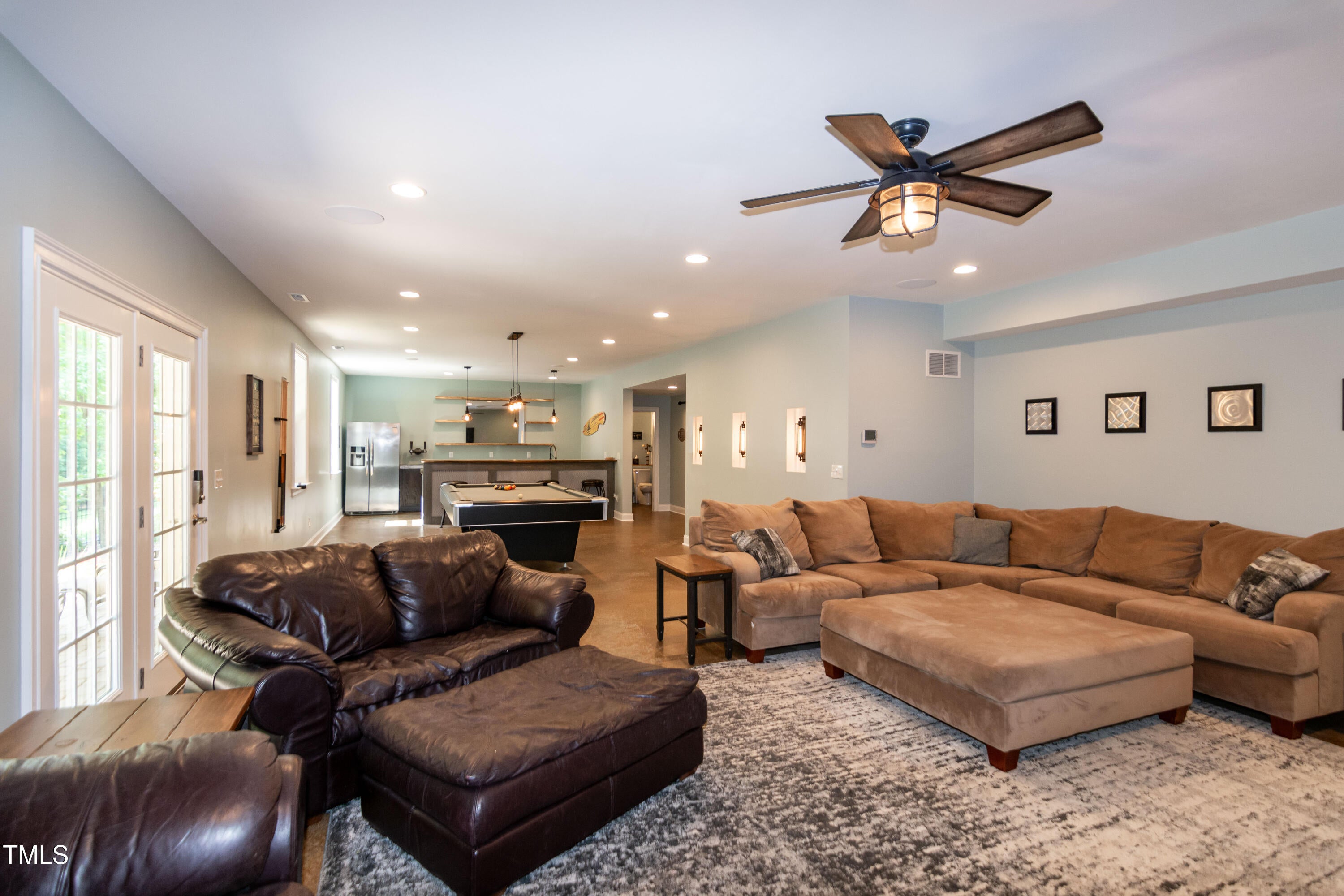 Raleigh, North Carolina, 27606, United States, 4 Bedrooms Bedrooms, ,4 BathroomsBathrooms,Residential,For Sale,1794802