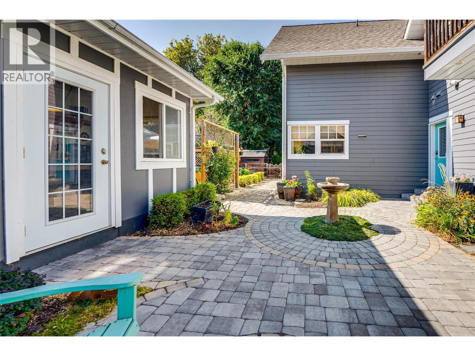 VERNON, British Columbia, V1T 2P9, CA, 5 Bedrooms Bedrooms, ,4 BathroomsBathrooms,Residential,For Sale,1948621