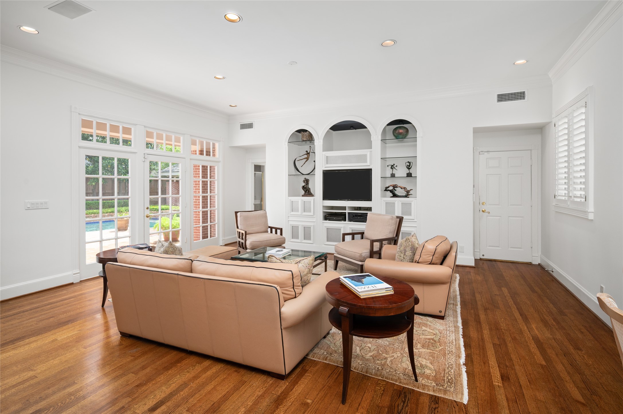  5495 Sugar Hill Drive - 物件實景