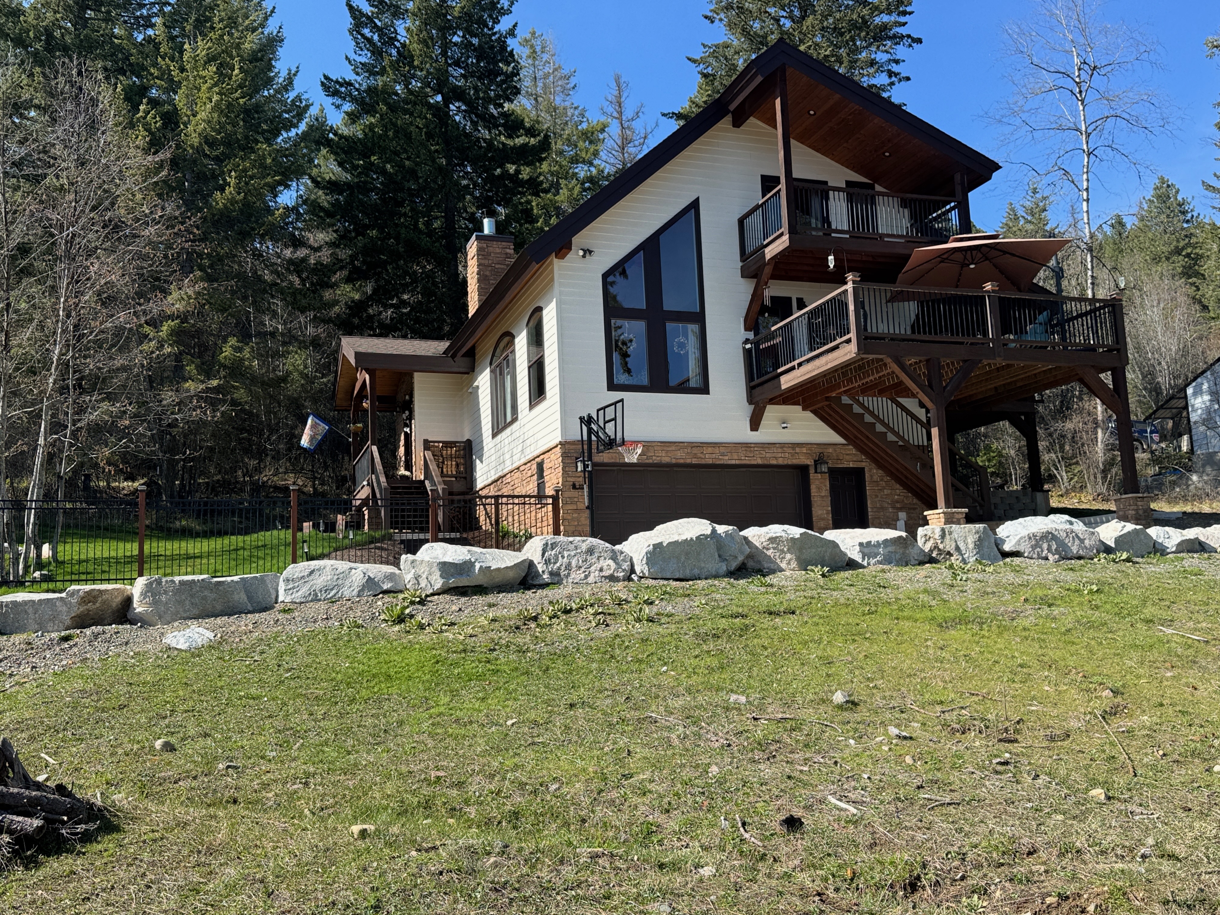 Sagle, Idaho, 83860, United States, 3 Bedrooms Bedrooms, ,3 BathroomsBathrooms,Residential,For Sale,1792364
