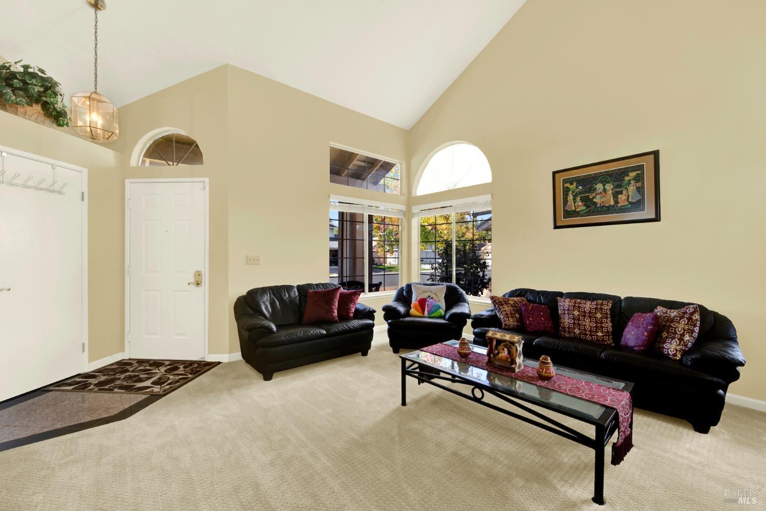 Dixon, California, 95620, United States, 4 Bedrooms Bedrooms, ,3 BathroomsBathrooms,Residential,For Sale,1987907