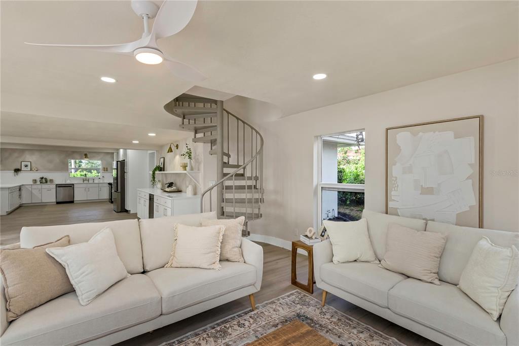 Belleair Bluffs, Florida, 33770, United States, 4 Bedrooms Bedrooms, ,3 BathroomsBathrooms,Residential,For Sale,1906119