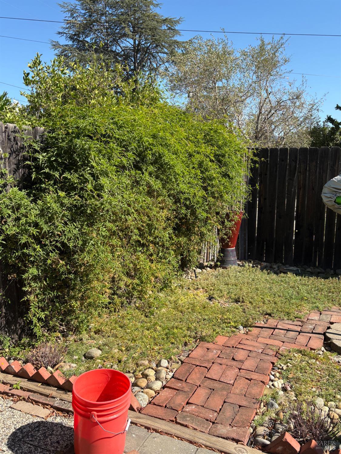St. Helena, California, 94574, United States, 2 Bedrooms Bedrooms, ,2 BathroomsBathrooms,Residential,For Sale,1932187