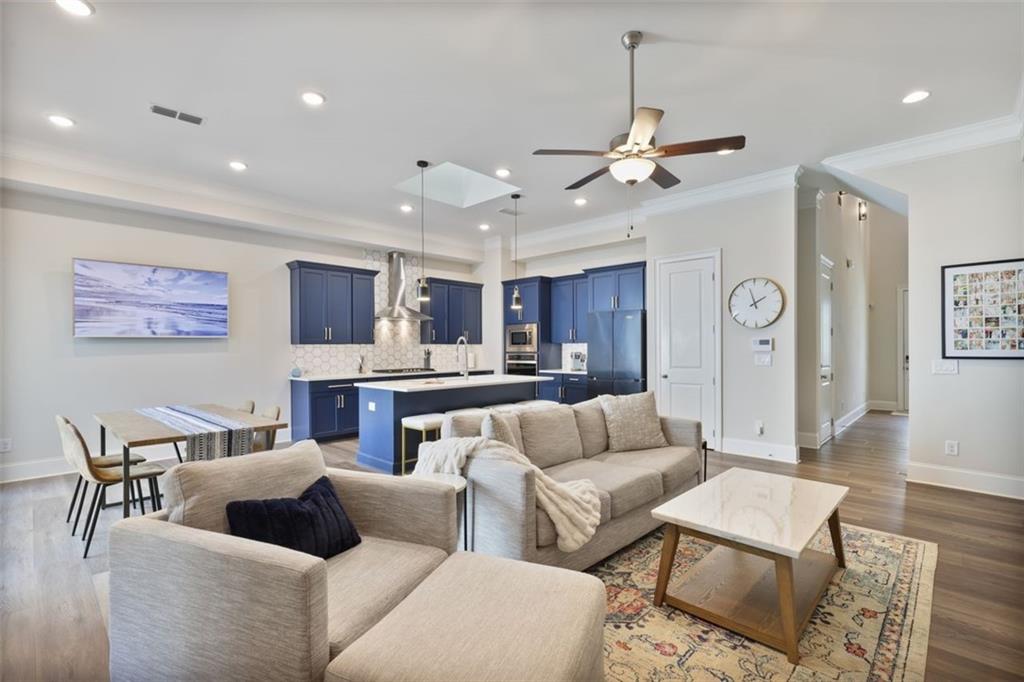 Woodstock, Georgia, 30189, United States, 3 Bedrooms Bedrooms, ,4 BathroomsBathrooms,Residential,For Sale,1901772