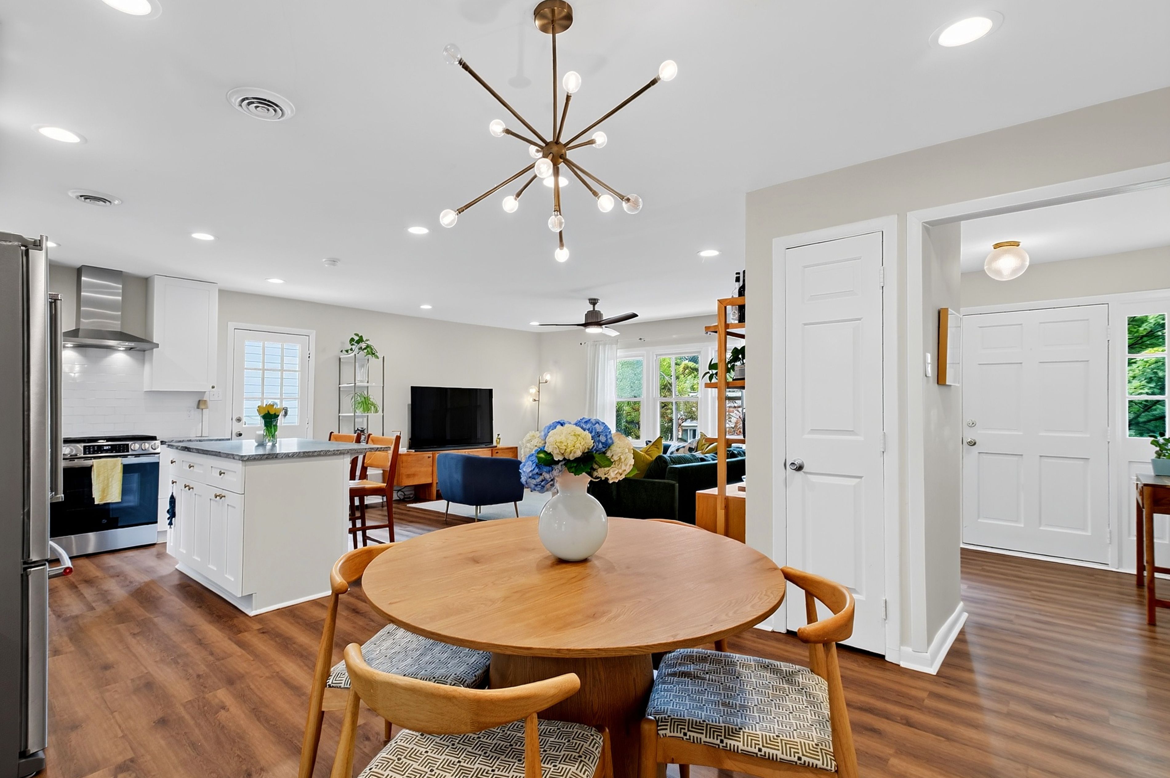  709 Dawnwood Court, Raleigh, NC 27609 - 物件實景