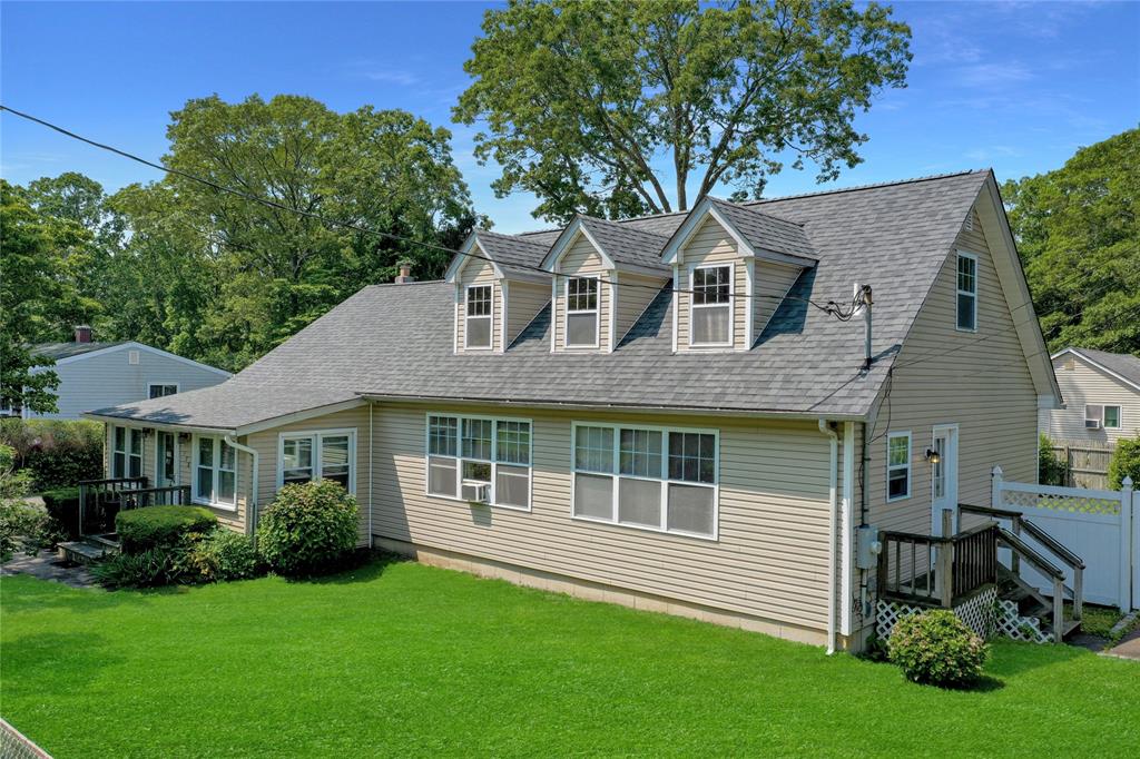 Mastic Beach, New York, 11951, United States, 5 Bedrooms Bedrooms, ,3 BathroomsBathrooms,Residential,For Sale,1974757