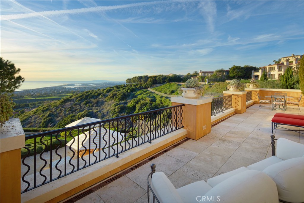 Newport Coast, California, 92657, United States, 4 Bedrooms Bedrooms, ,6 BathroomsBathrooms,Residential,For Sale,1896952