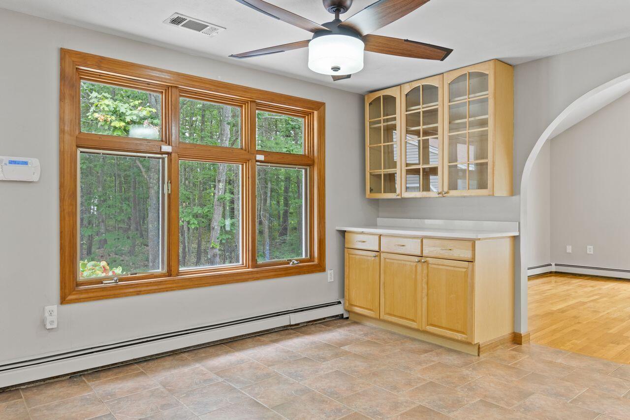 Biddeford, Maine, 04005, United States, 3 Bedrooms Bedrooms, ,2 BathroomsBathrooms,Residential,For Sale,1903866