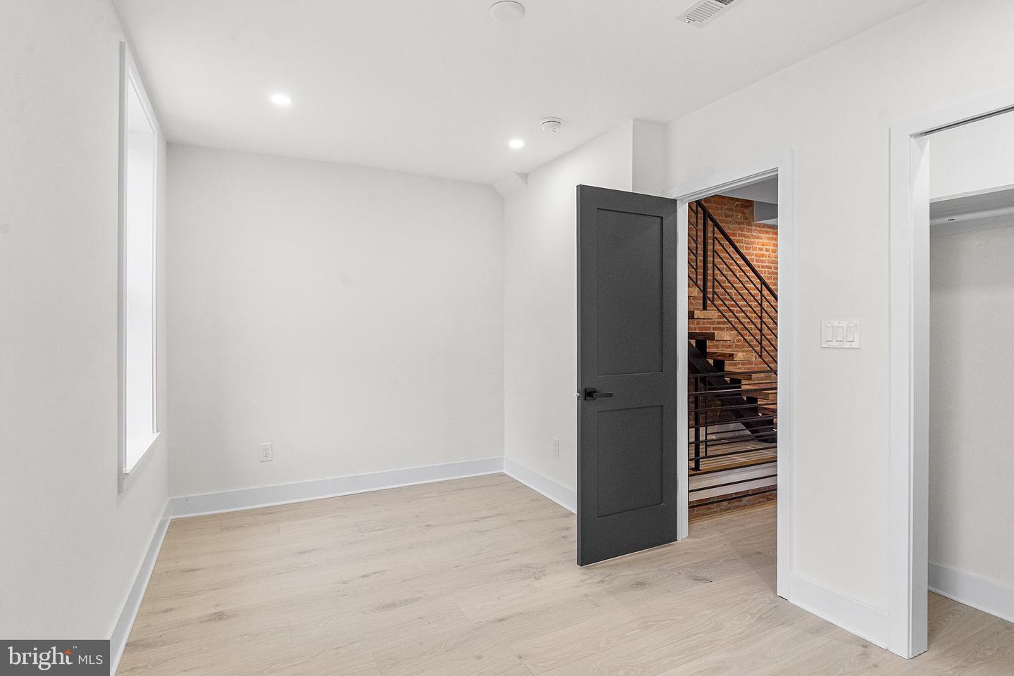 Philadelphia, Pennsylvania, 19125, United States, 3 Bedrooms Bedrooms, ,3 BathroomsBathrooms,Residential,For Sale,1954864