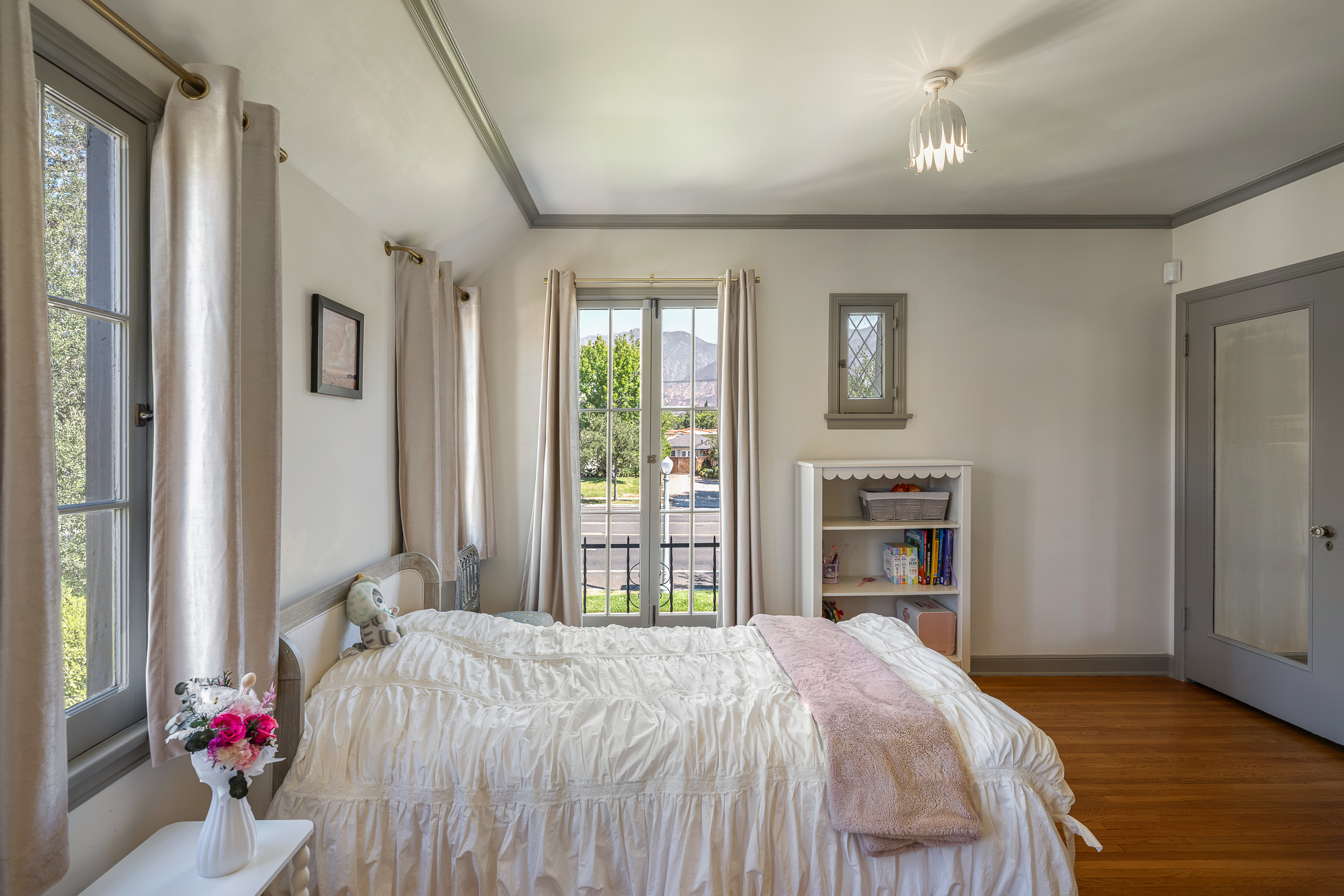  2384 East Orange Grove Boulevard - 物件實景