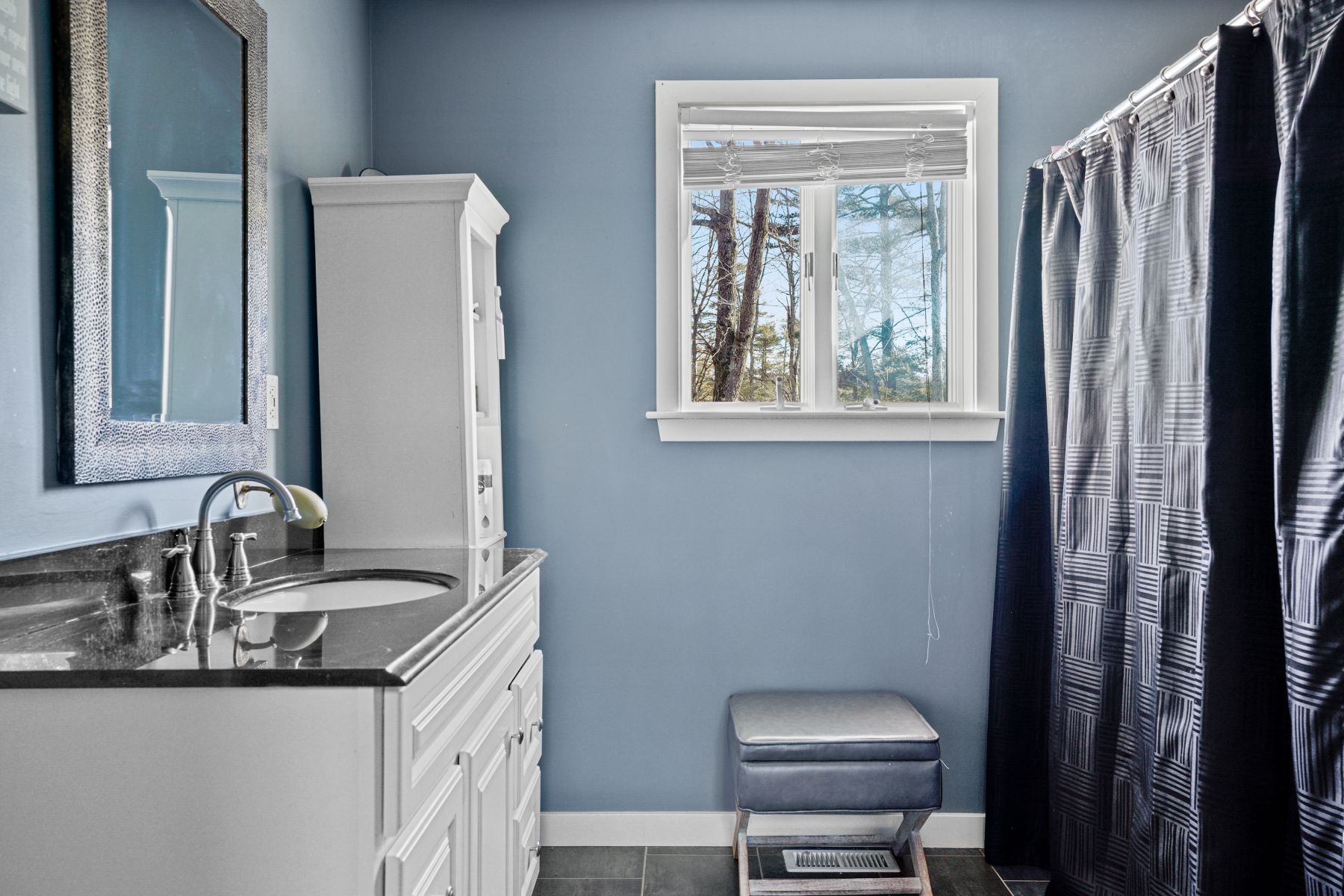  417 Candia Road - 物件實景