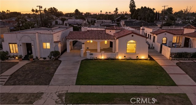 Los Angeles, California, 90043, United States, 6 Bedrooms Bedrooms, ,Residential,For Sale,1980930