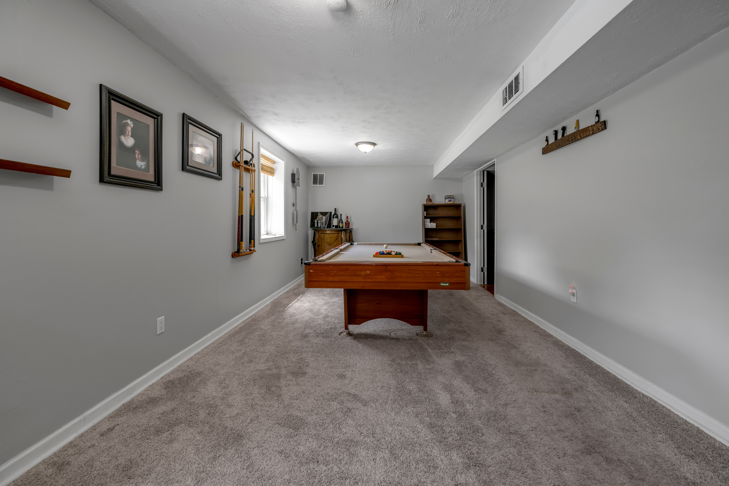  1556 Wellesley Drive - 物件實景
