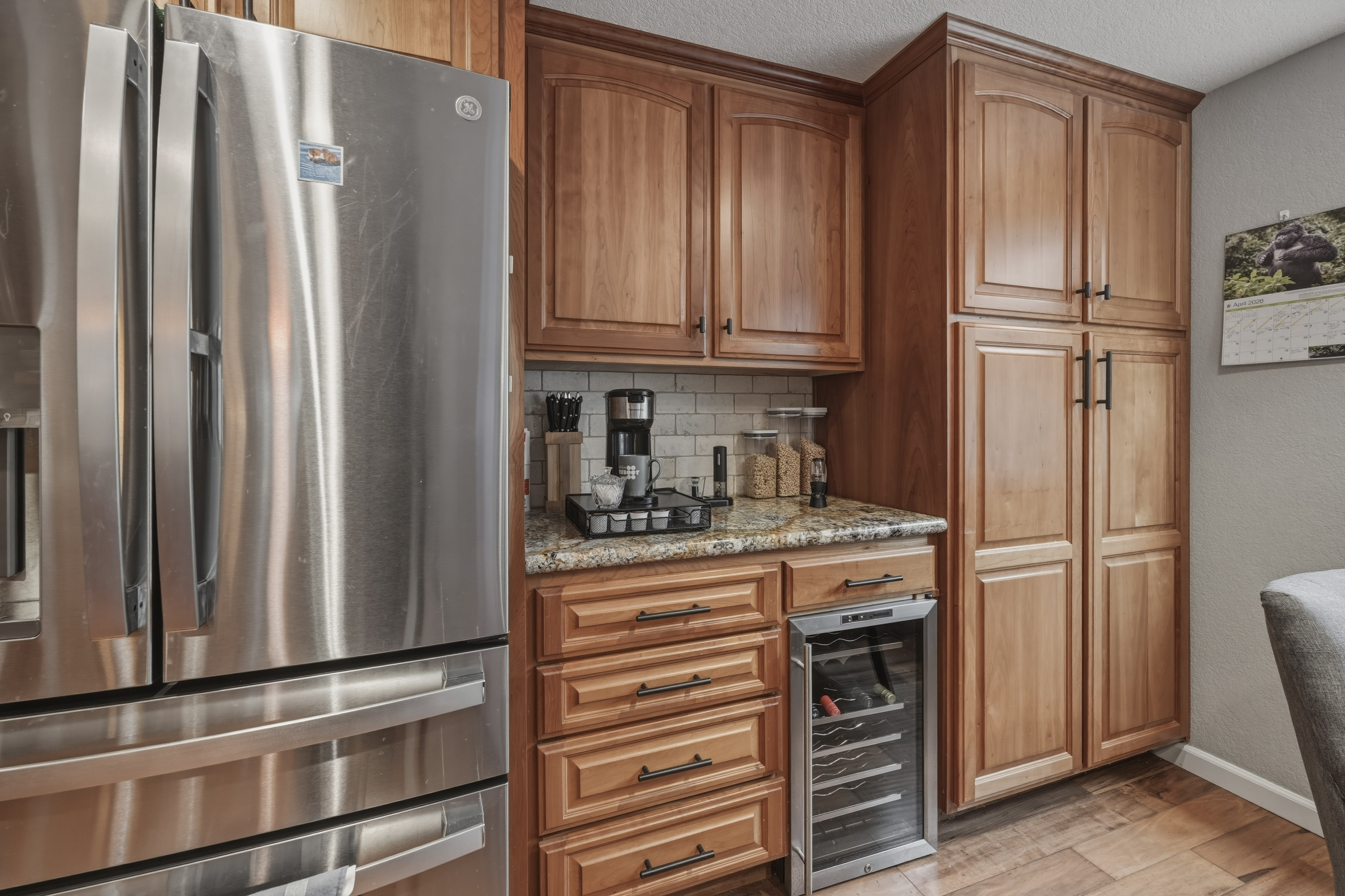  Stunningly Upgraded Home with Modern Amenities and Charm - 物件實景