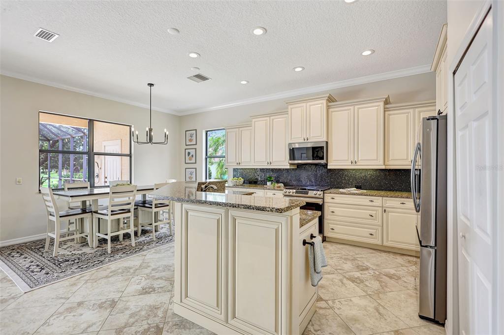 Lakewood Ranch, Florida, 34202, United States, 4 Bedrooms Bedrooms, ,4 BathroomsBathrooms,Residential,For Sale,1849002