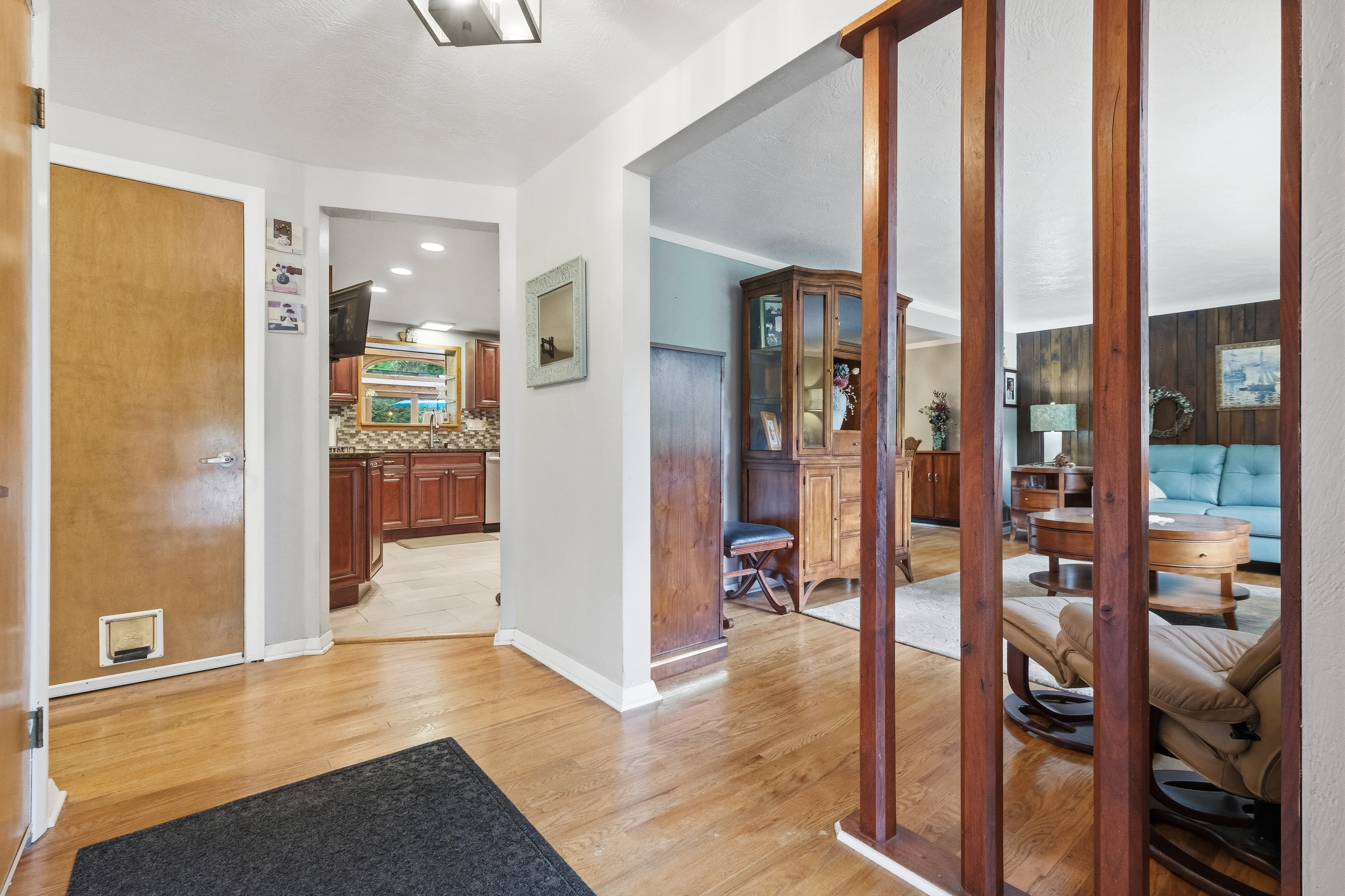  402 Glenrock Drive, Bethel Park, PA 15102 - 物件實景