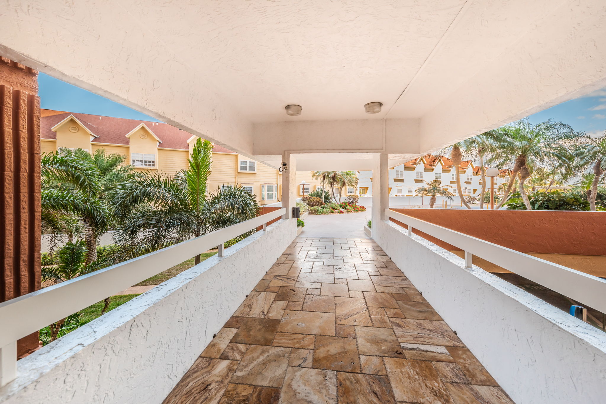 Redington Shores, Florida, 33708, United States, 2 Bedrooms Bedrooms, ,2 BathroomsBathrooms,Residential,For Sale,2013102