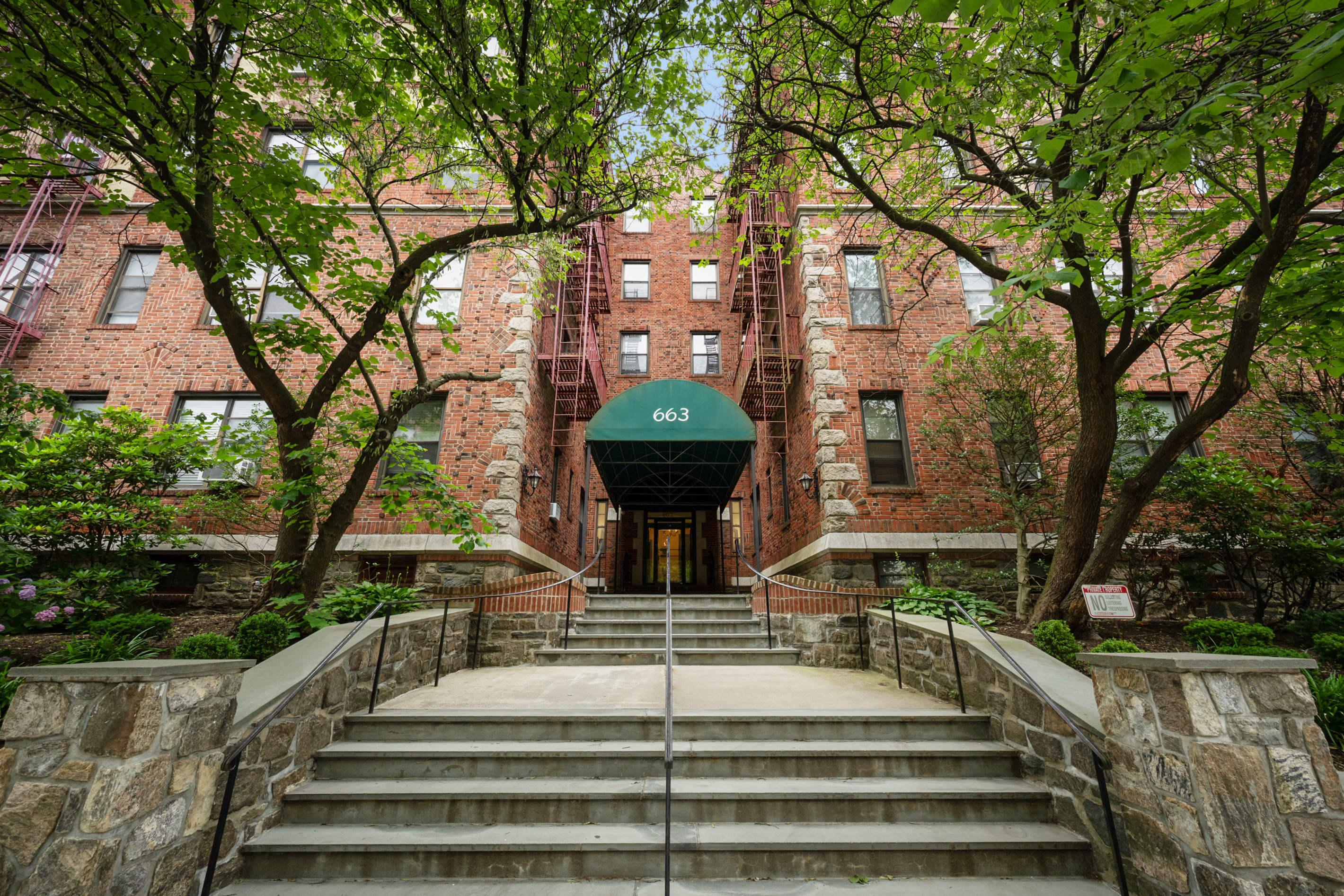  663 Locust Street - 物件實景
