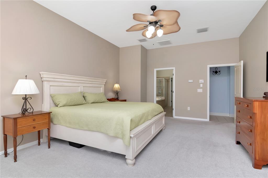 Land O Lakes, Florida, 34637, United States, 4 Bedrooms Bedrooms, ,3 BathroomsBathrooms,Residential,For Sale,1925583