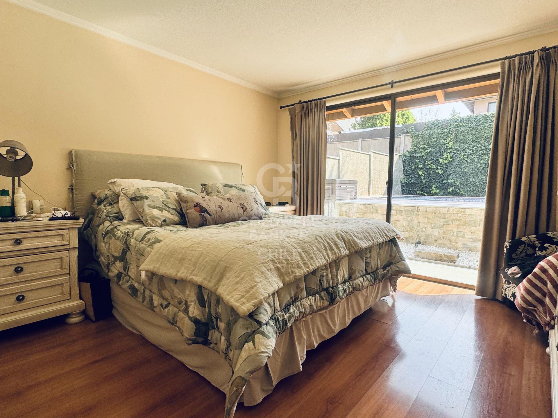 Lo Barnechea, Chile, 6 Bedrooms Bedrooms, ,4 BathroomsBathrooms,Residential,For Sale,1948089