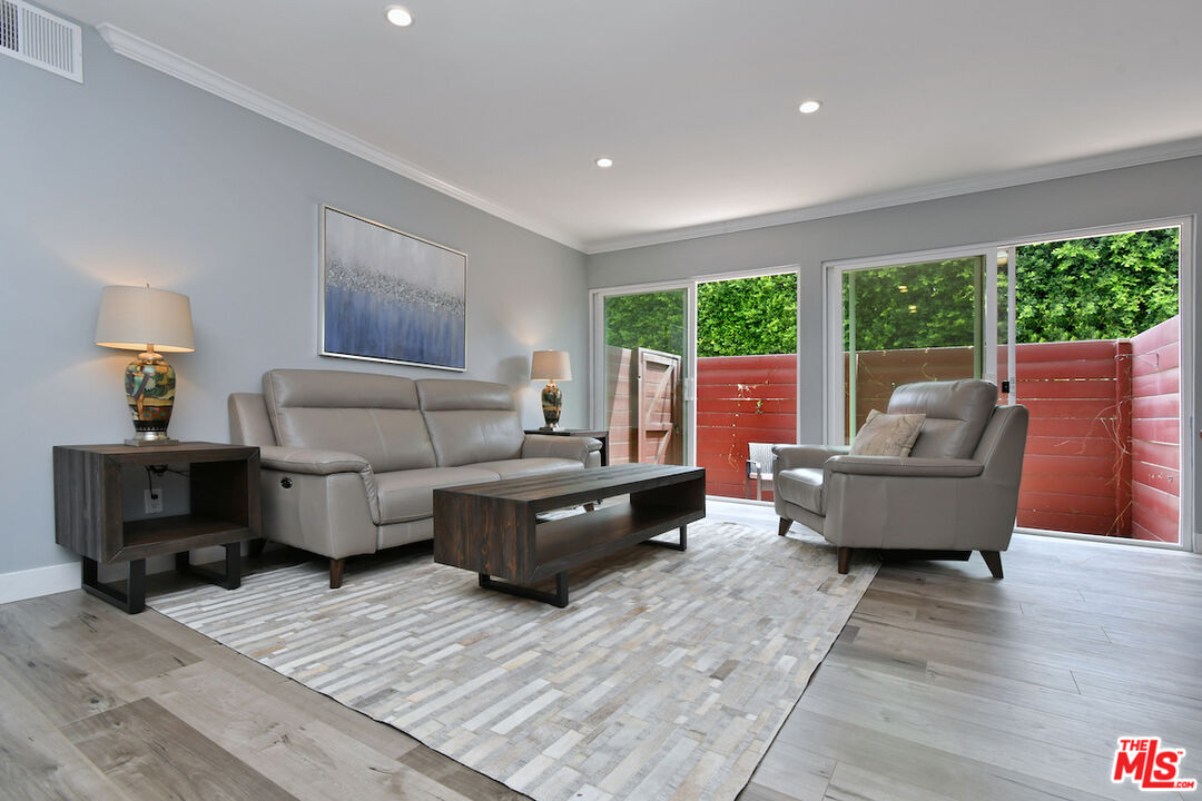 Los Angeles, California, 90077, United States, 2 Bedrooms Bedrooms, ,2 BathroomsBathrooms,Residential,For Sale,1919812