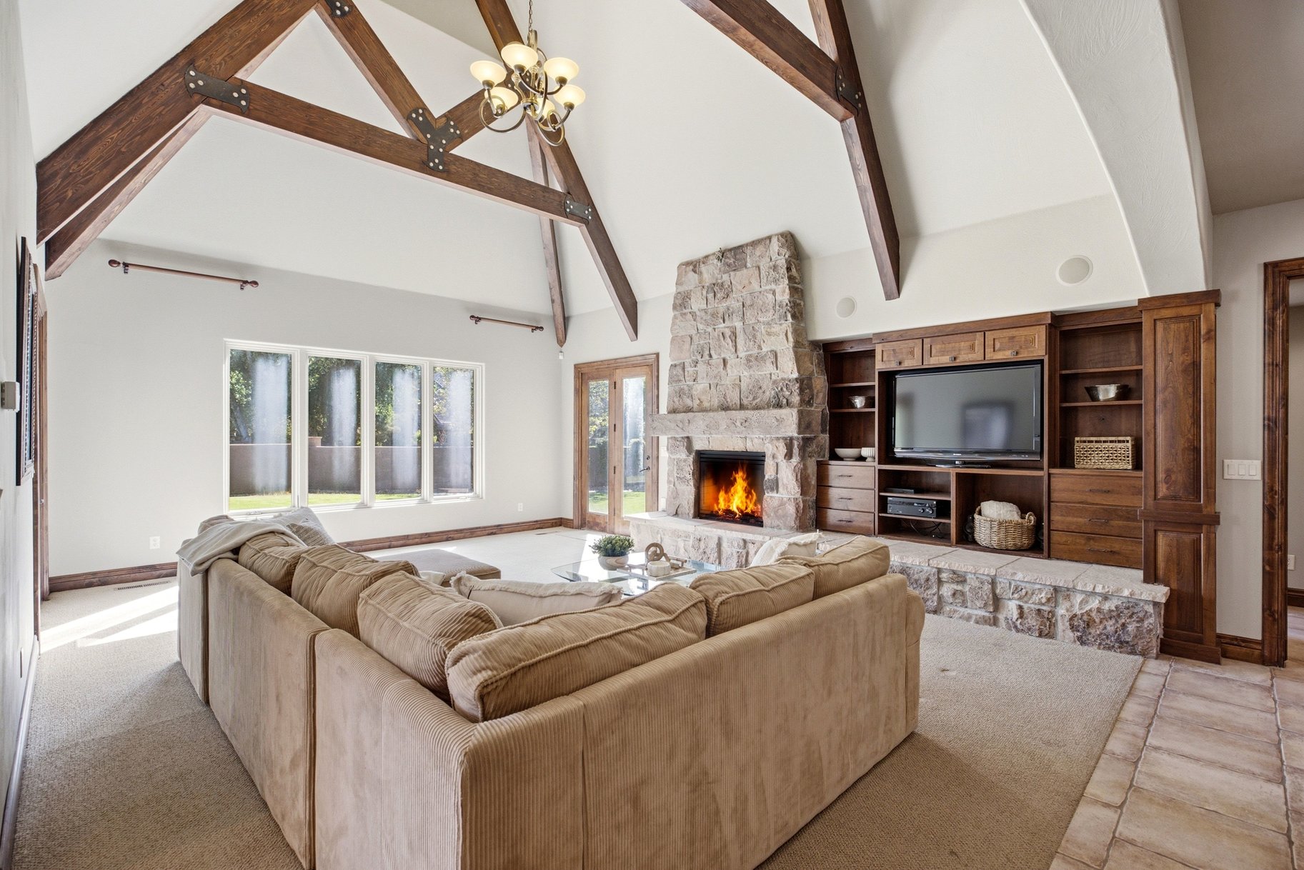  French Country Estate, Tucked Within an Exclusive Luxury Gated Community - 物件實景