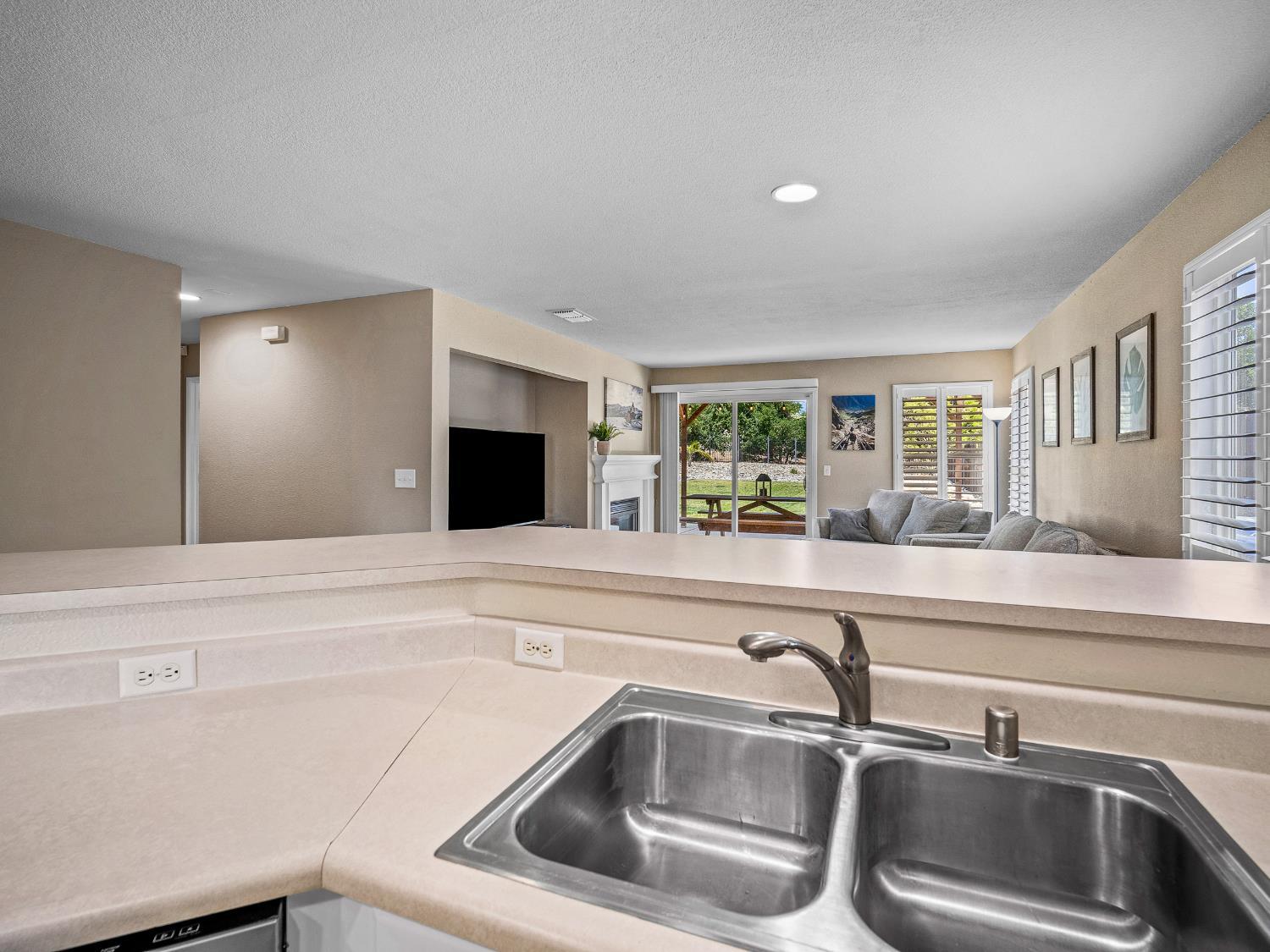 Mather, California, 95655, United States, 3 Bedrooms Bedrooms, ,2 BathroomsBathrooms,Residential,For Sale,1930523