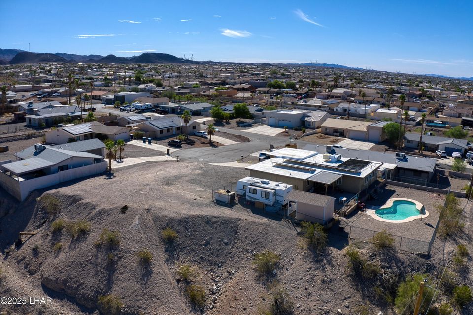 Lake Havasu, Arizona, 86406, United States, 4 Bedrooms Bedrooms, ,1 BathroomBathrooms,Residential,For Sale,1927828