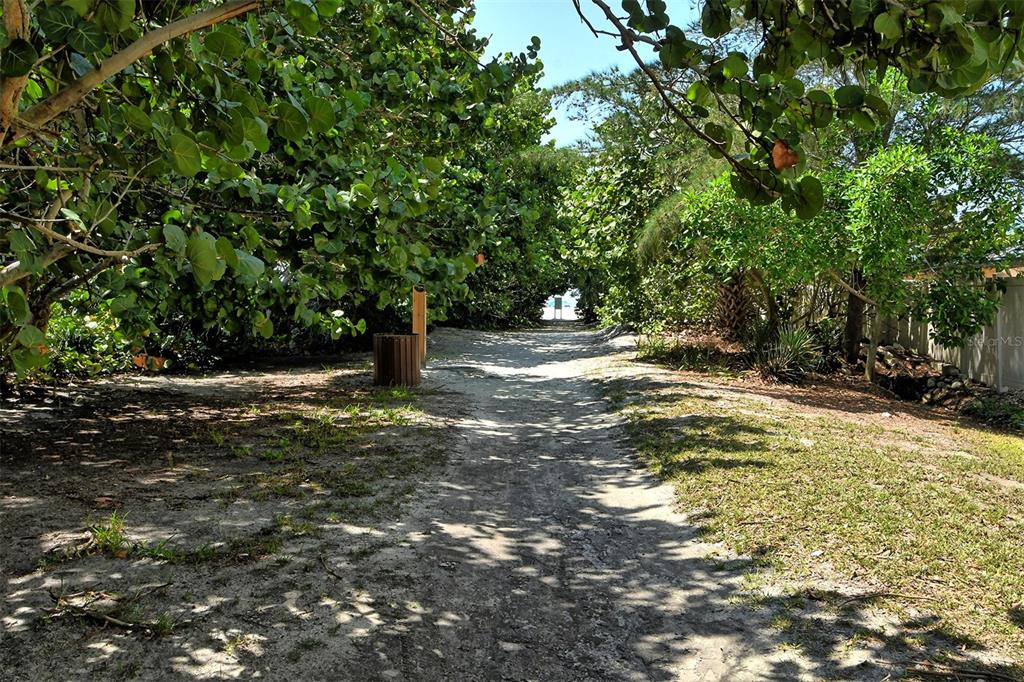 Sarasota, Florida, 34242, United States, 2 Bedrooms Bedrooms, ,2 BathroomsBathrooms,Residential,For Sale,1987938