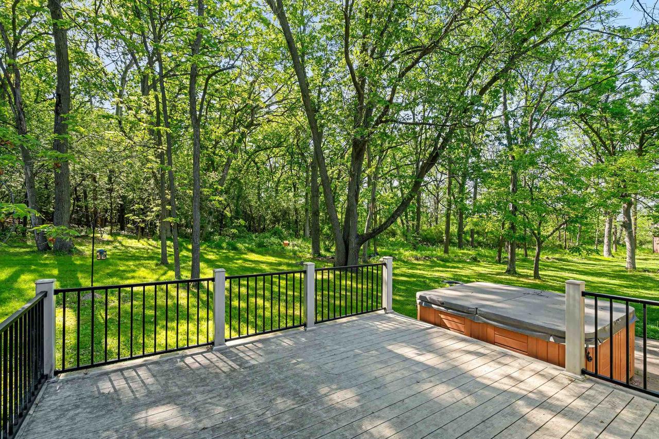 Green Lake, Wisconsin, 54941, United States, 4 Bedrooms Bedrooms, ,3 BathroomsBathrooms,Residential,For Sale,2048253