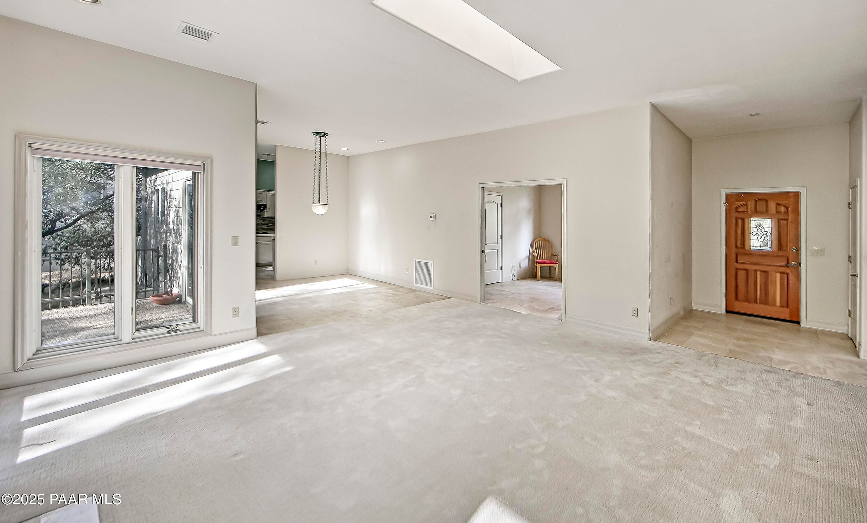 Prescott, Arizona, 86303, United States, 2 Bedrooms Bedrooms, ,2 BathroomsBathrooms,Residential,For Sale,1988042