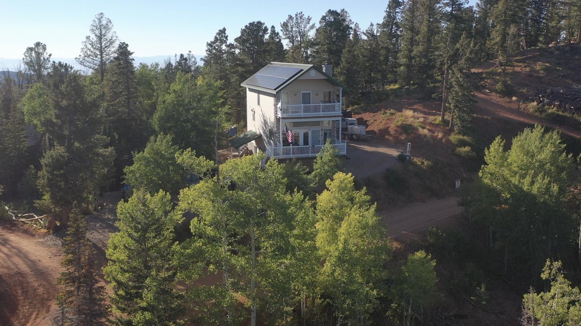 Brian Head, Utah, 84719, United States, 5 Bedrooms Bedrooms, ,3 BathroomsBathrooms,Residential,For Sale,1951004