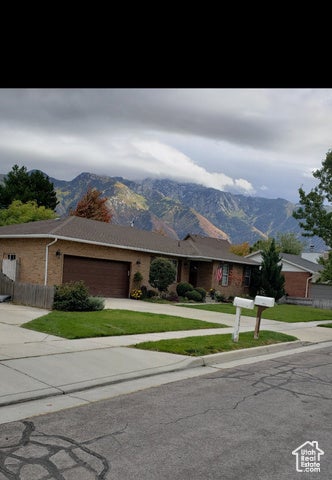 Sandy, Utah, 84092, United States, 6 Bedrooms Bedrooms, ,2 BathroomsBathrooms,Residential,For Sale,2013527