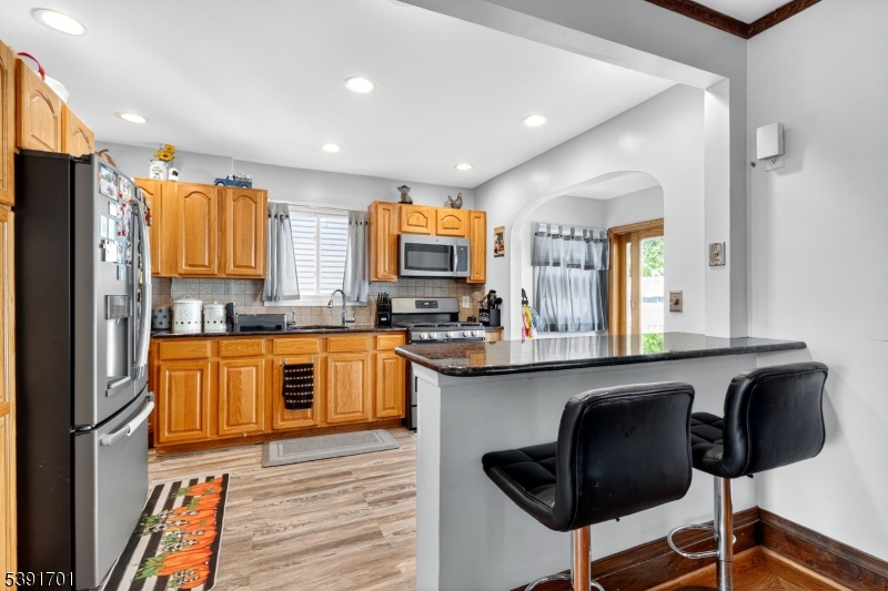 Roselle Park Boro, New Jersey, 07204, United States, 4 Bedrooms Bedrooms, ,3 BathroomsBathrooms,Residential,For Sale,1970229