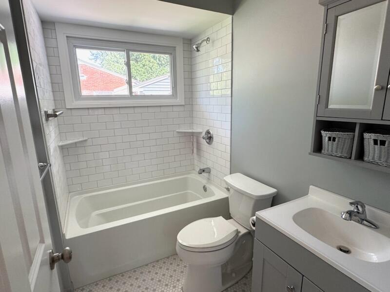 Ann Arbor, Michigan, 48103, United States, 3 Bedrooms Bedrooms, ,2 BathroomsBathrooms,Residential,For Sale,1944863