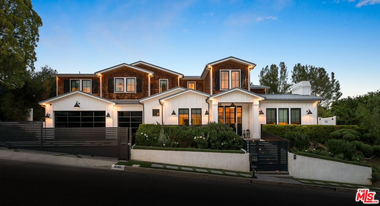 Encino, California, 91436, United States, 6 Bedrooms Bedrooms, ,7 BathroomsBathrooms,Residential,For Sale,1896144