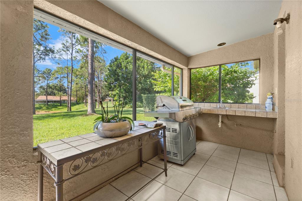 Windermere, Florida, 34786, United States, 4 Bedrooms Bedrooms, ,2 BathroomsBathrooms,Residential,For Sale,1956495