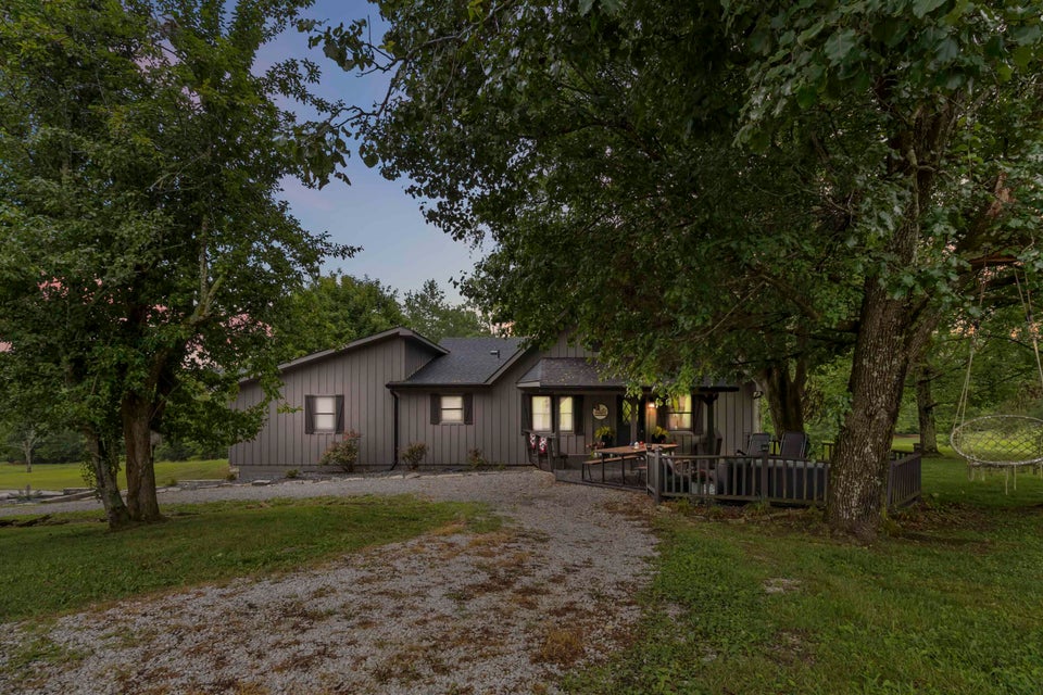 Somerset, Kentucky, 42503, United States, 4 Bedrooms Bedrooms, ,3 BathroomsBathrooms,Residential,For Sale,1938431