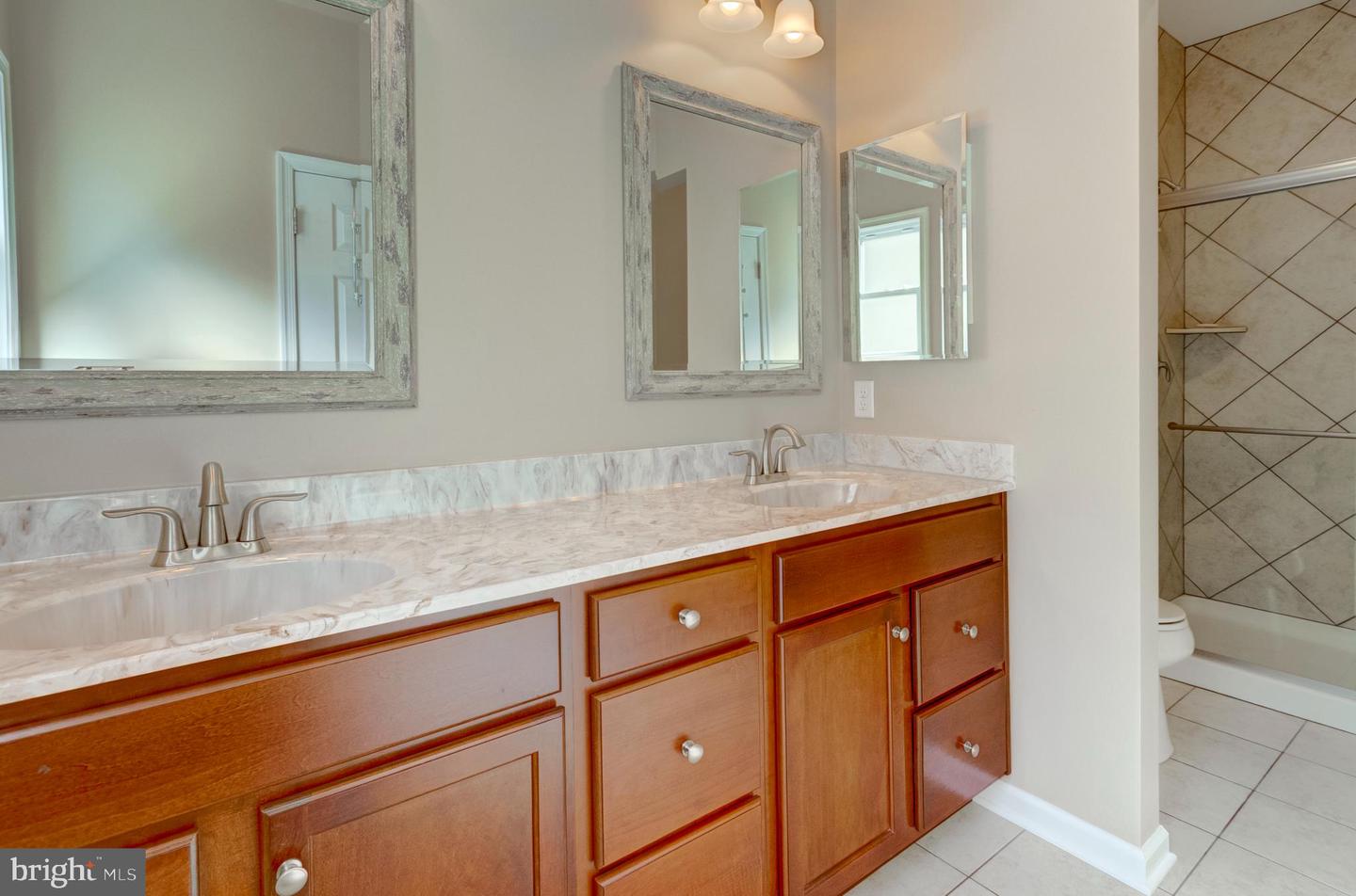 MECHANICSBURG, Pennsylvania, 17050, United States, 3 Bedrooms Bedrooms, ,3 BathroomsBathrooms,Residential,For Sale,1979974