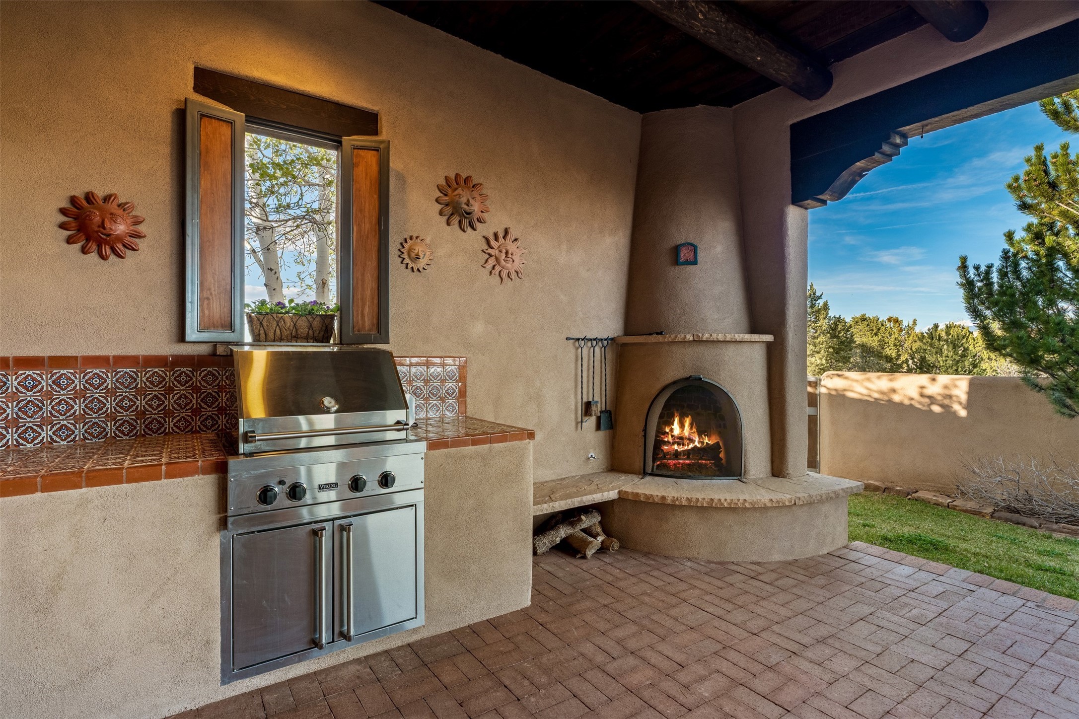  8 Ridgetop Circle - 物件實景