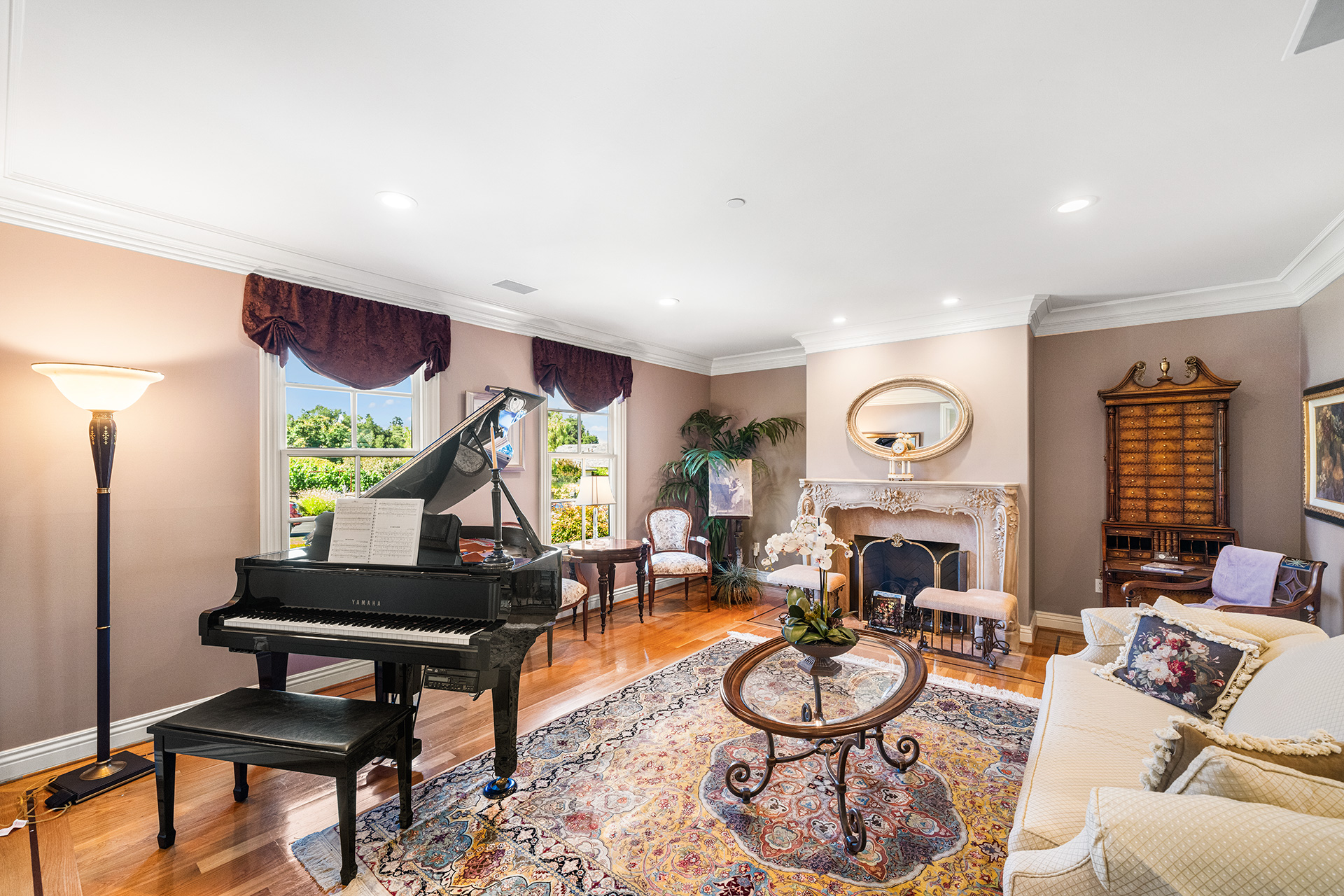  Stunning Saratoga Estate on Expansive Private Grounds - 物件實景