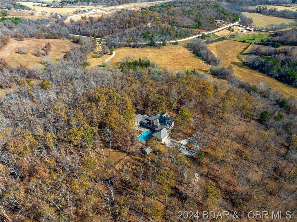 Camdenton, Missouri, 65020, United States, 5 Bedrooms Bedrooms, ,5 BathroomsBathrooms,Residential,For Sale,1850367