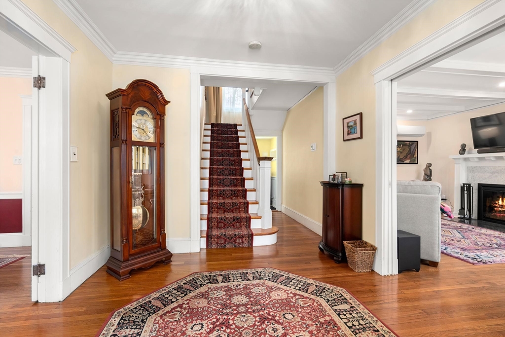 Milton, Massachusetts, 02186, United States, 3 Bedrooms Bedrooms, ,3 BathroomsBathrooms,Residential,For Sale,1941050
