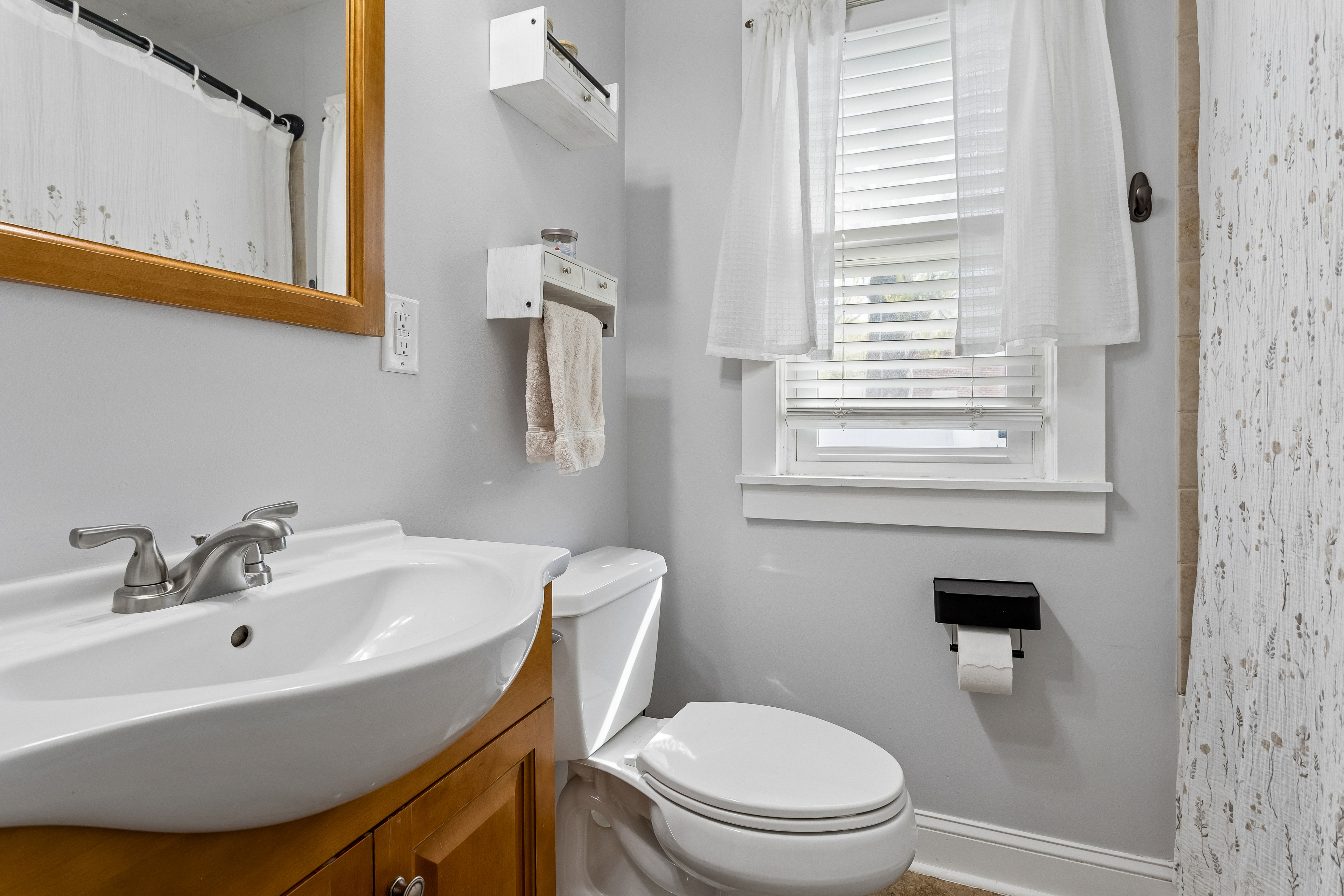  1806 Lee Street, West Point, VA 23181 - 物件實景