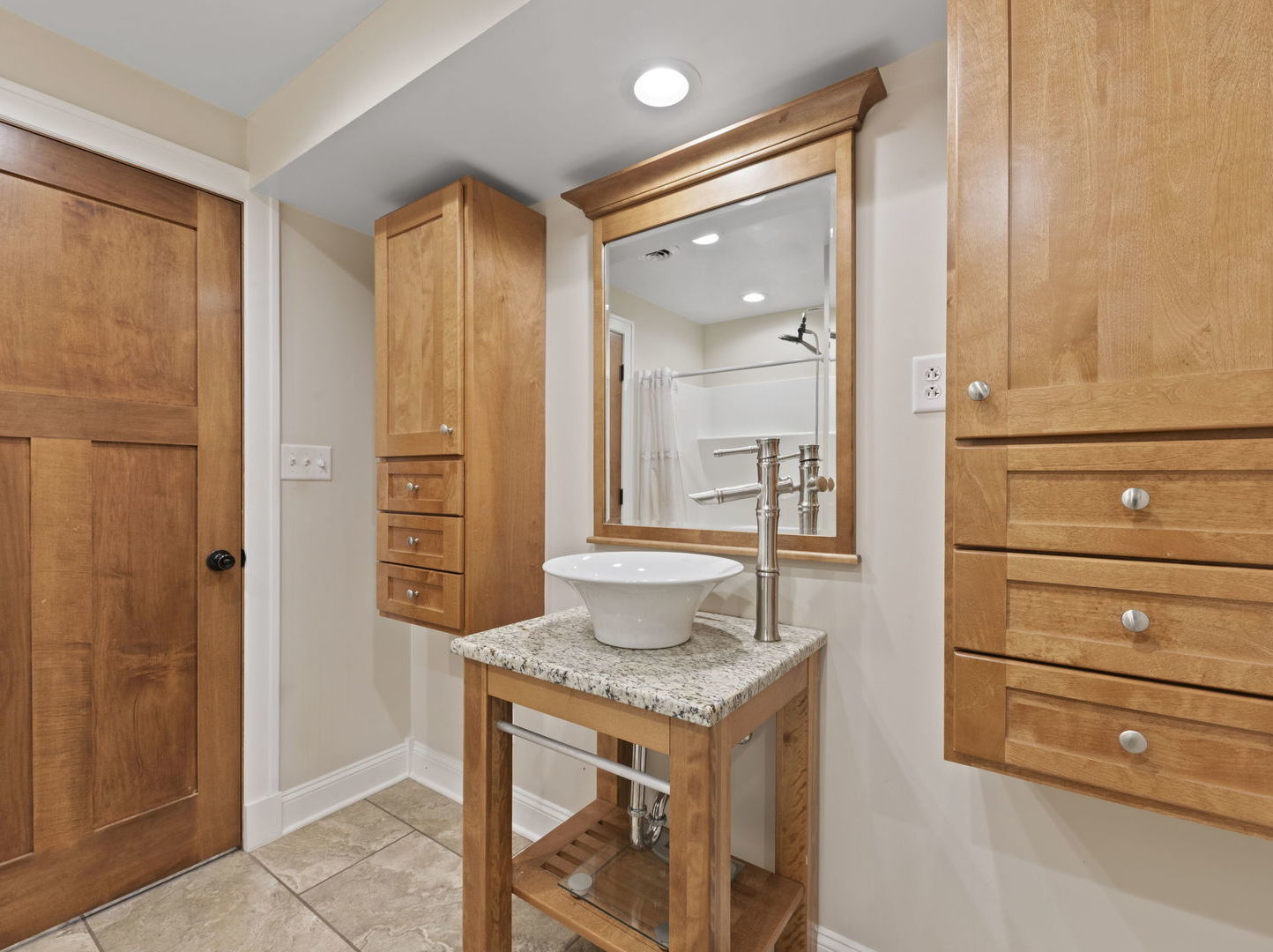 Bourbonnais, Illinois, 60914, United States, 3 Bedrooms Bedrooms, ,4 BathroomsBathrooms,Residential,For Sale,1960928