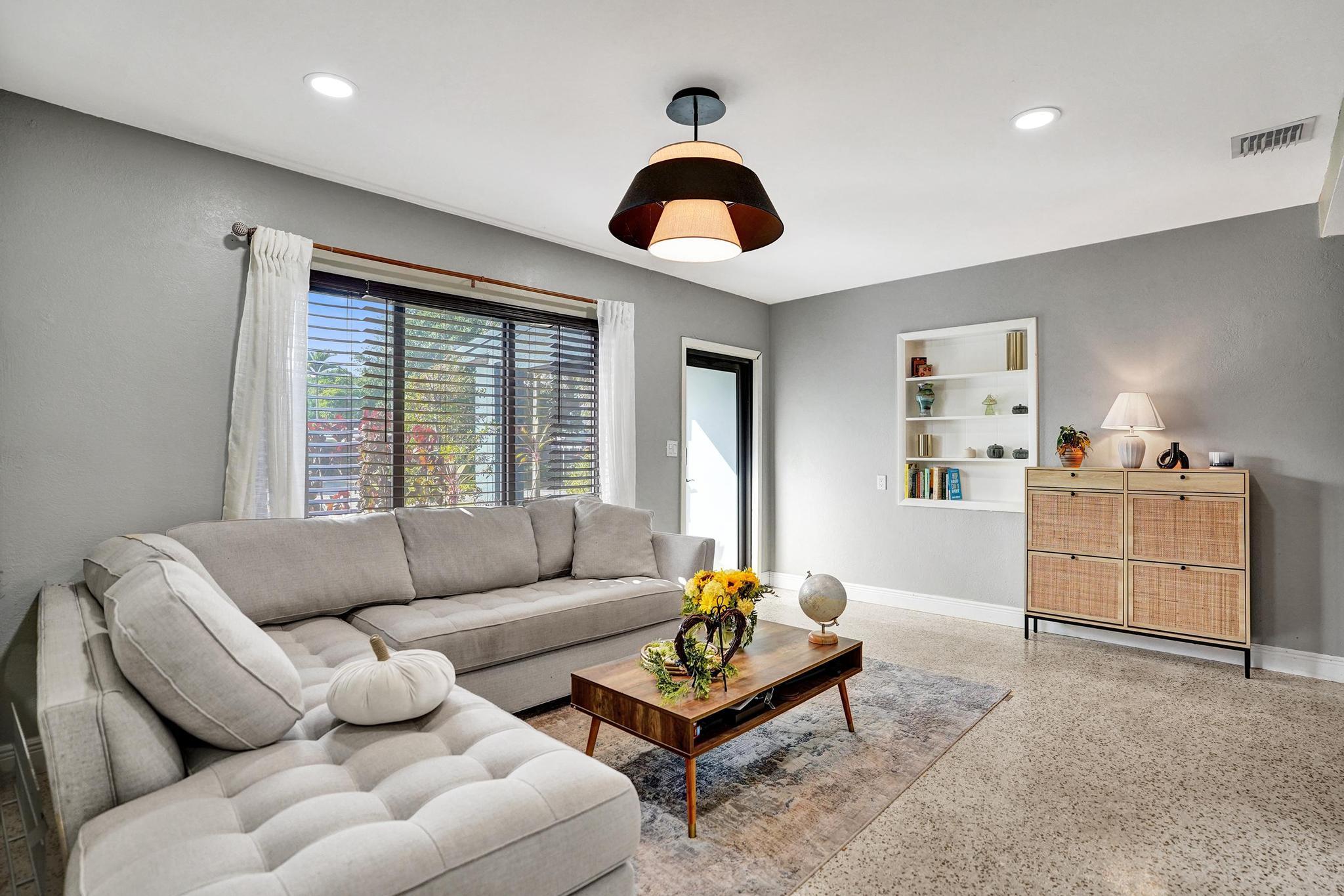 Fort Lauderdale, Florida, 33305, United States, 3 Bedrooms Bedrooms, ,2 BathroomsBathrooms,Residential,For Sale,2027542