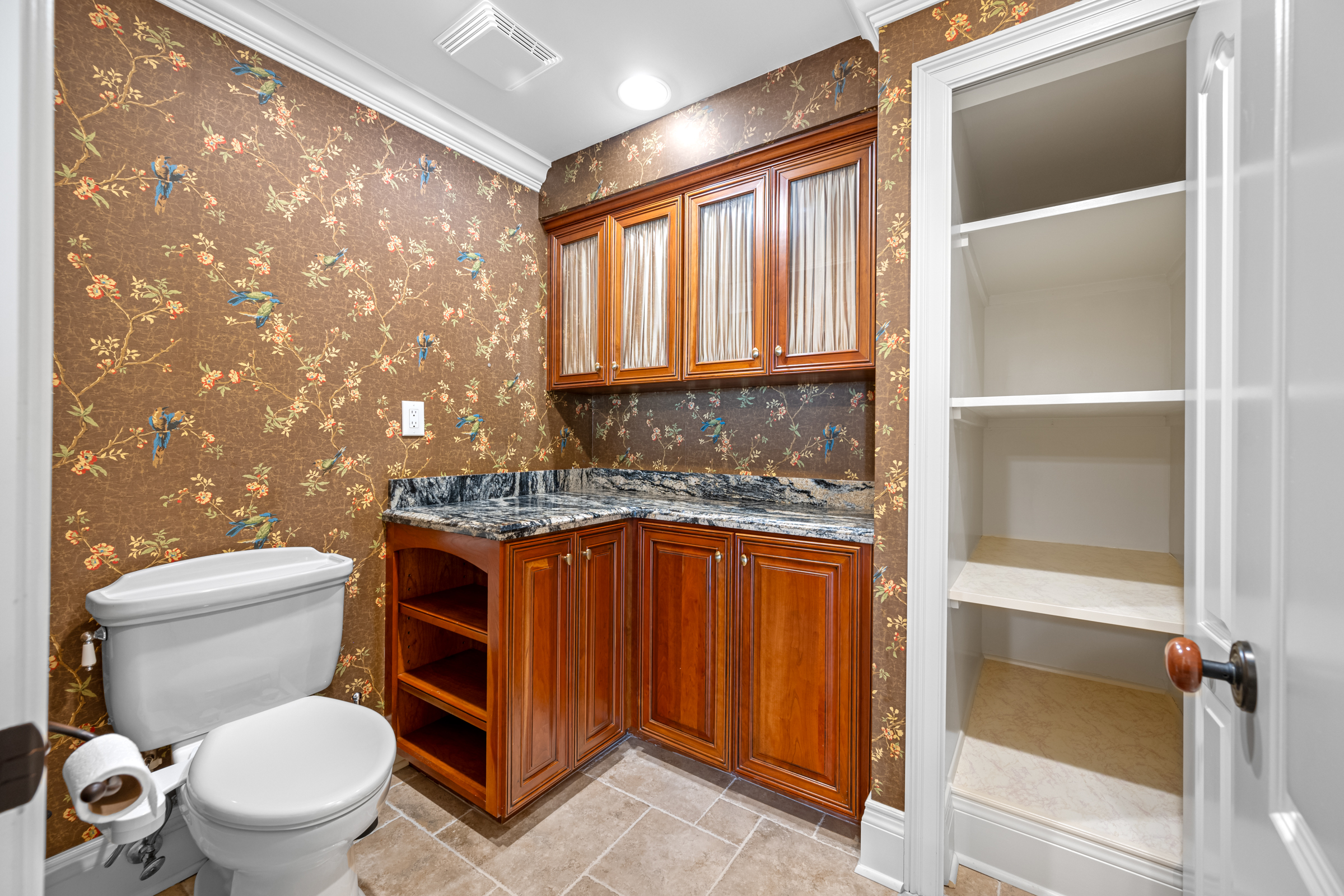 Treasure Island, Florida, 33706, United States, 2 Bedrooms Bedrooms, ,4 BathroomsBathrooms,Residential,For Sale,1830470