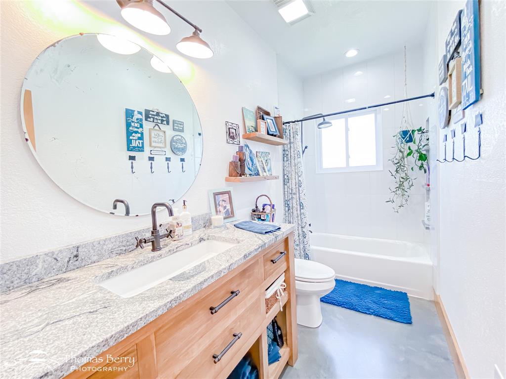 Moran, Texas, 76464, United States, 3 Bedrooms Bedrooms, ,2 BathroomsBathrooms,Residential,For Sale,1857951