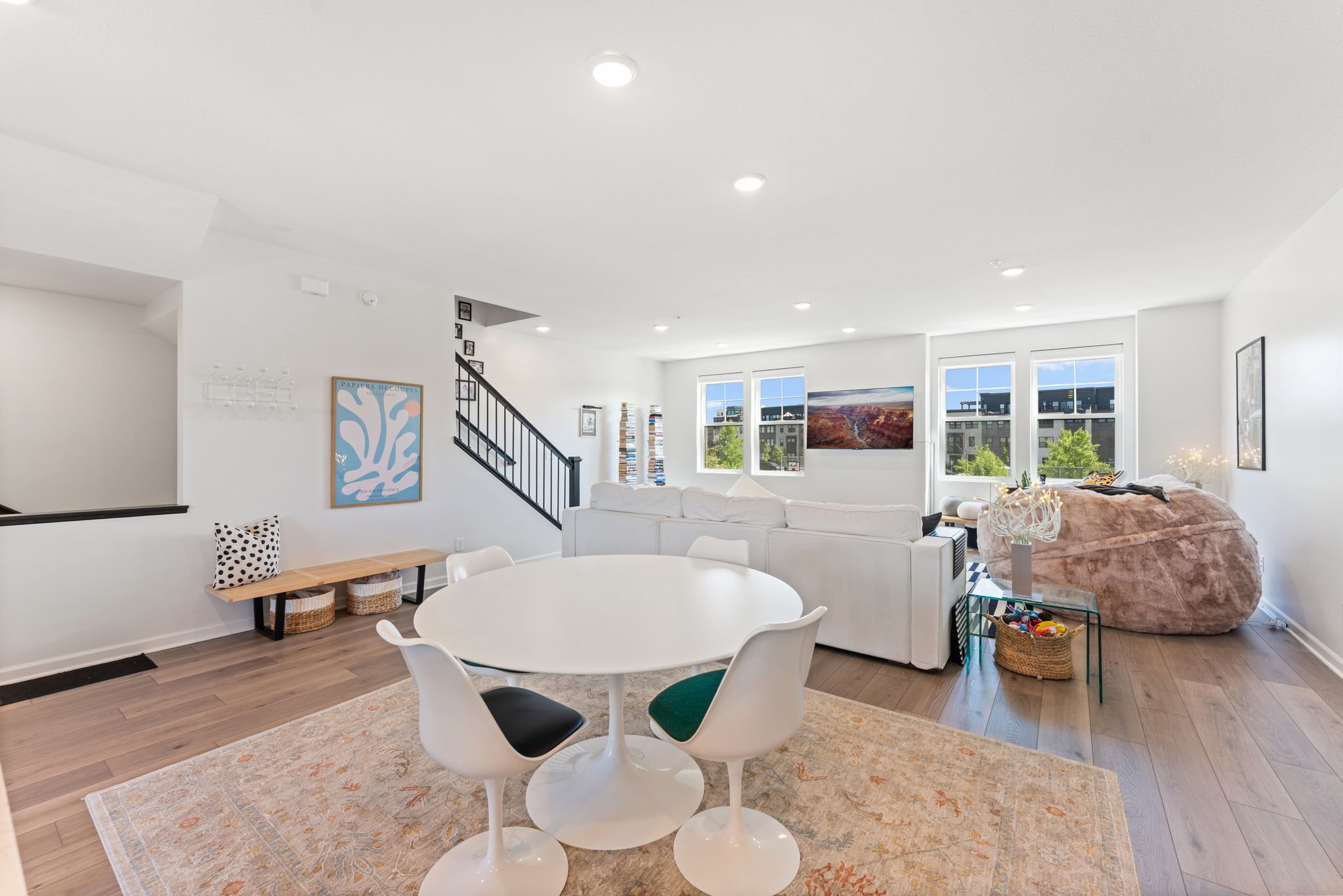  Urban Living at Its Finest: Expansive Highland Bridge Rowhome with River Views - 物件實景