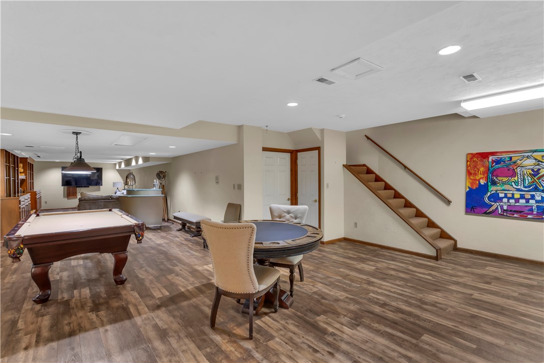 Hampton, Pennsylvania, 15044, United States, 4 Bedrooms Bedrooms, ,6 BathroomsBathrooms,Residential,For Sale,1947069